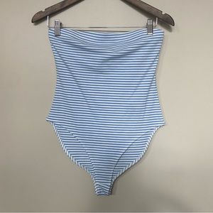 🔸 Forever 21 🔸 strapless striped bodysuit